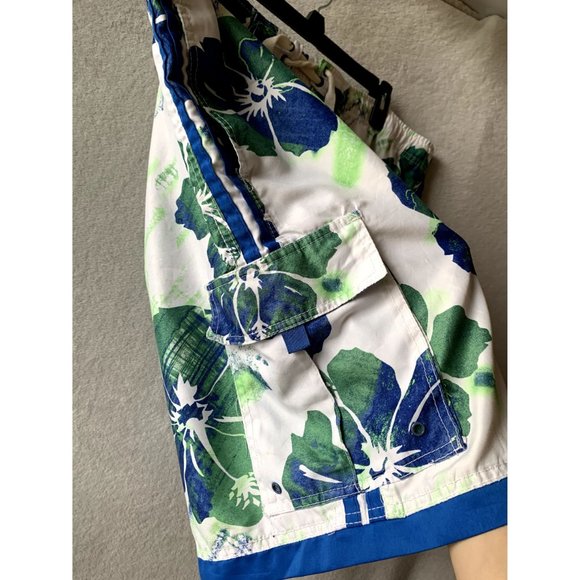 SOLD 2 Men's Swimming Trunks Size L Speedo and Burnside - Picture 10 of 13